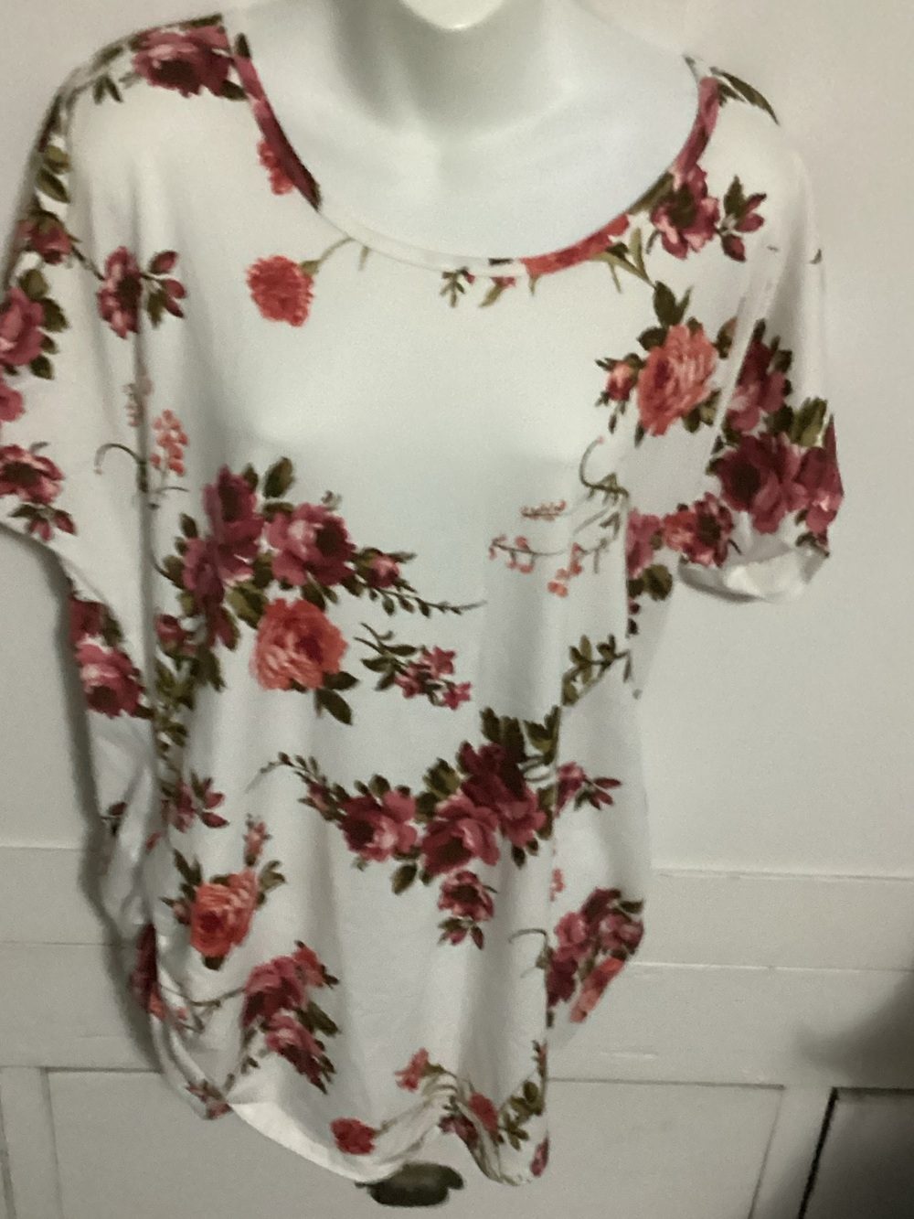 Floral Scoop Neck Women's Top - White with Pink Rose Print